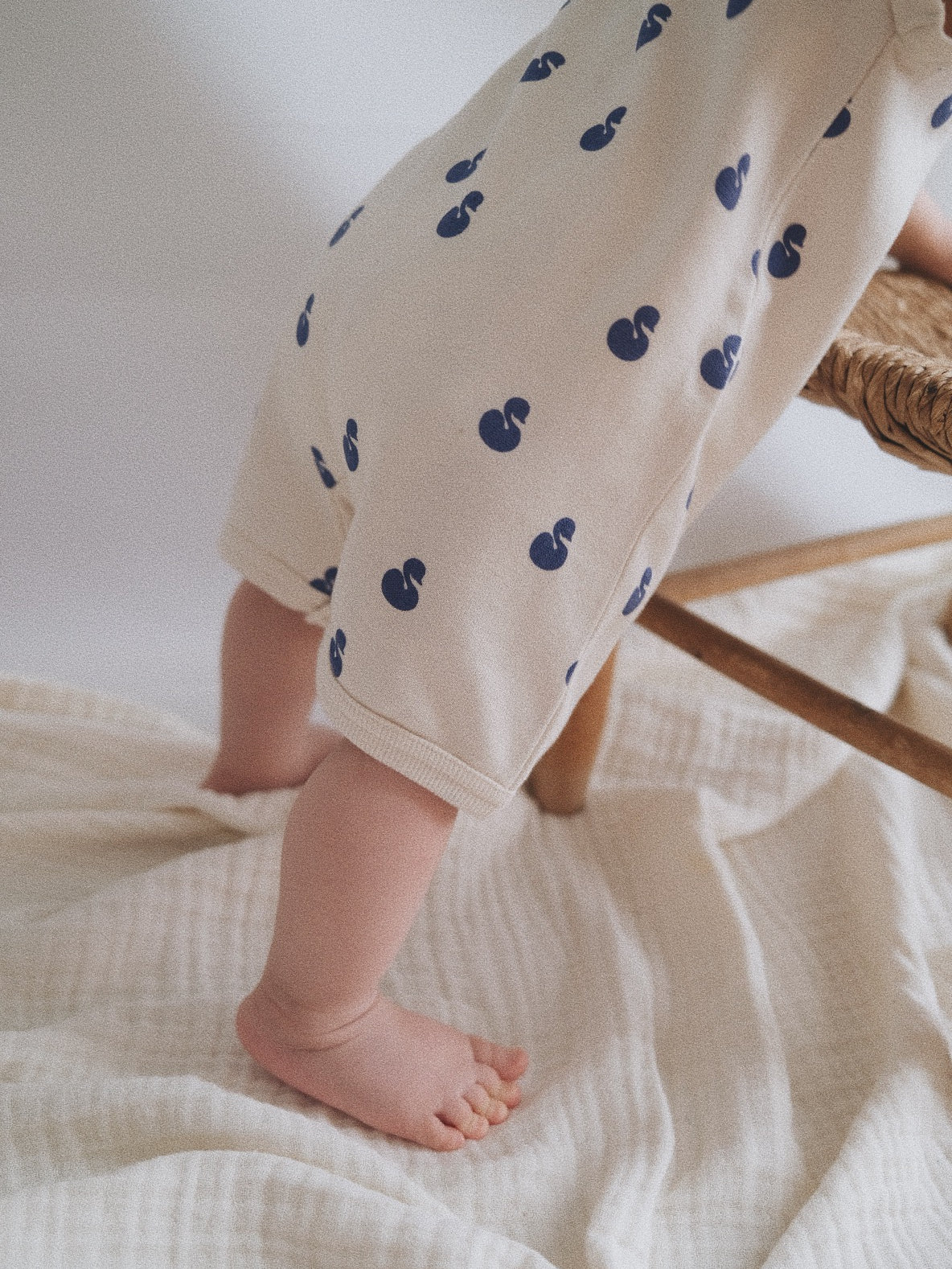 SWAN ROMPER