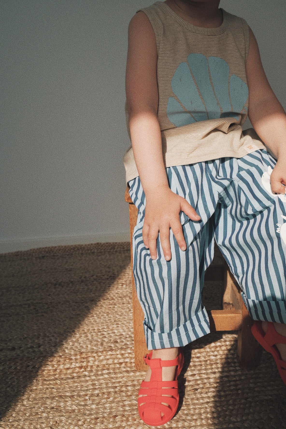 STRIPE WIDE TUCK PANTS