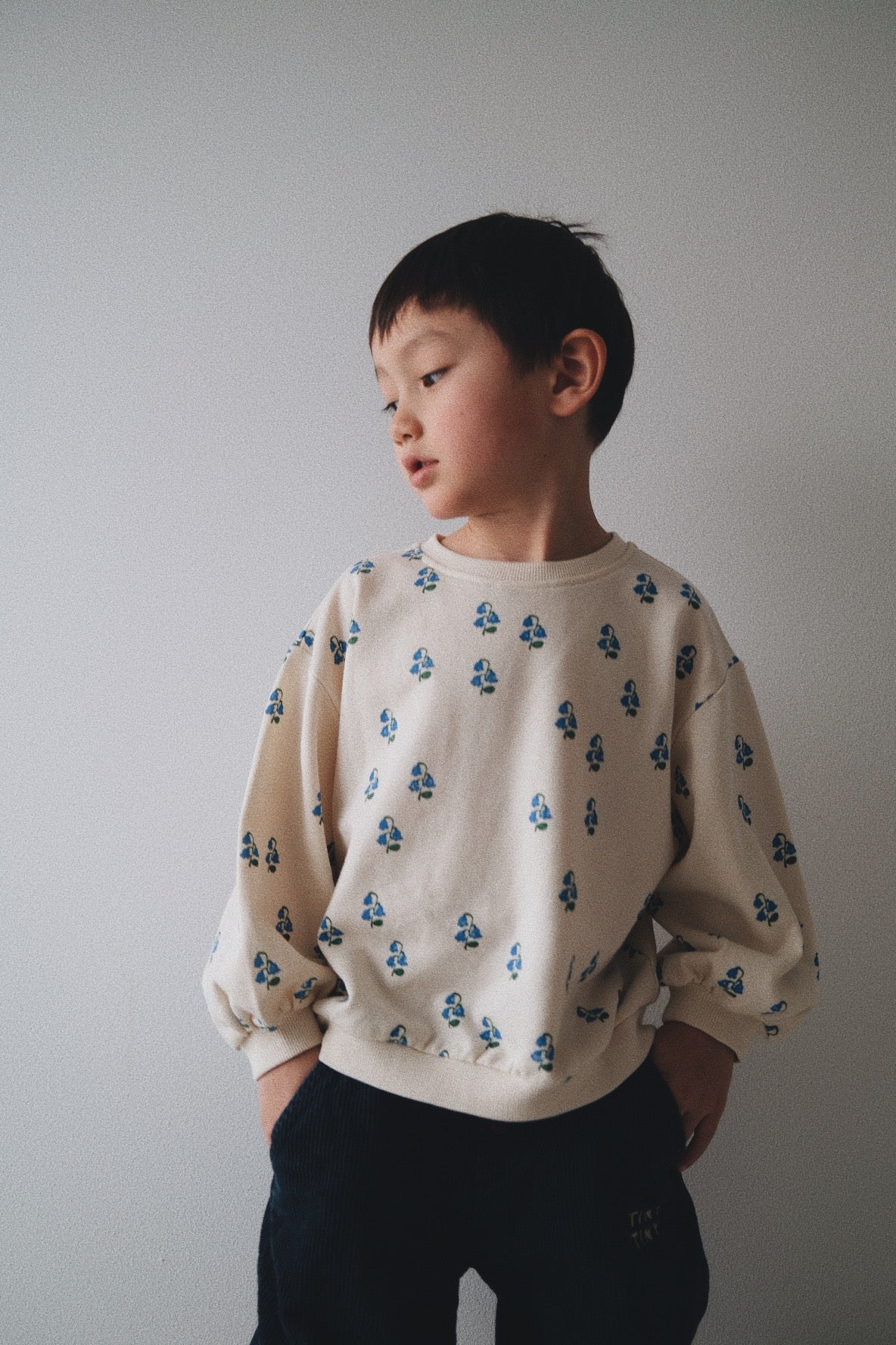 LILY OF THR VALLEY OVERSIZED SWEATSHIRT