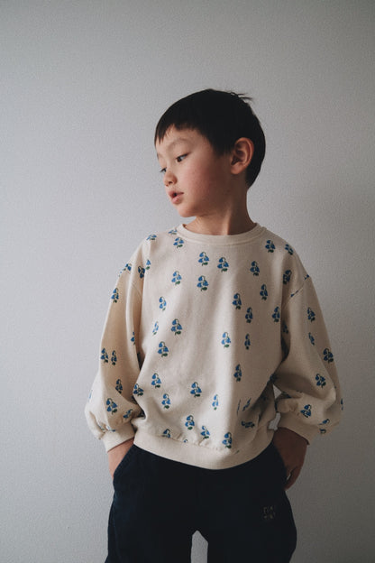 LILY OF THE VALLEY OVERSIZED SWEATSHIRT
