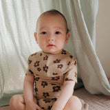 CHOCOLATE FLOWER BIB