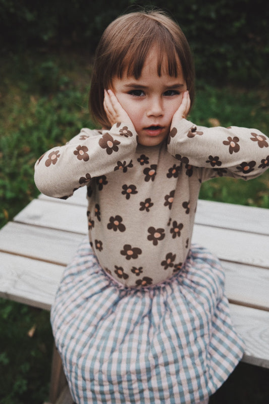 CHOCOLATE FLOWER LONG SLEEVE T-SHIRT