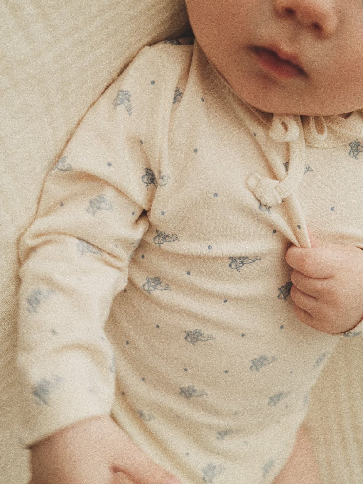 ANGEL LONG SLEEVE BODYSUIT