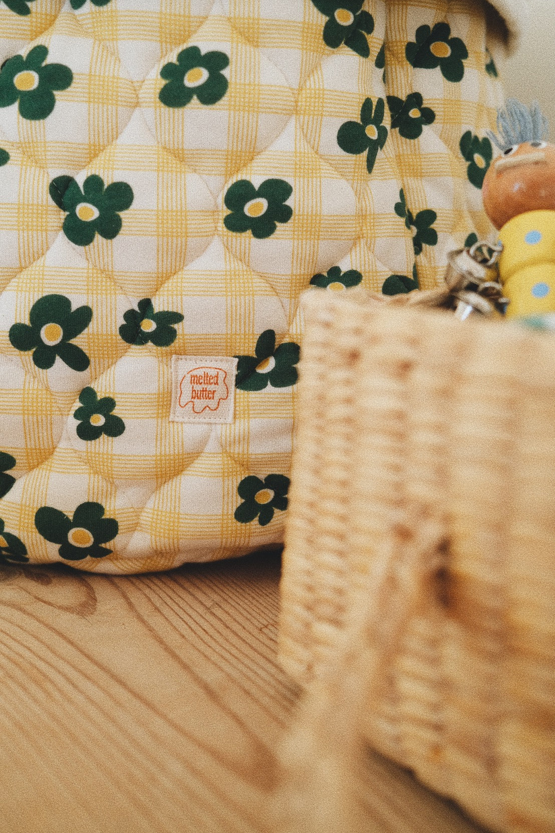 FLOWER CHECK BASKET