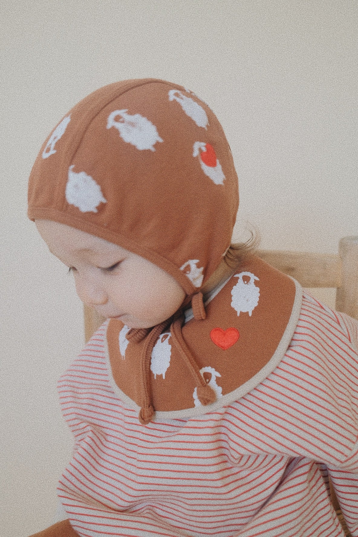 SHEEP BIB