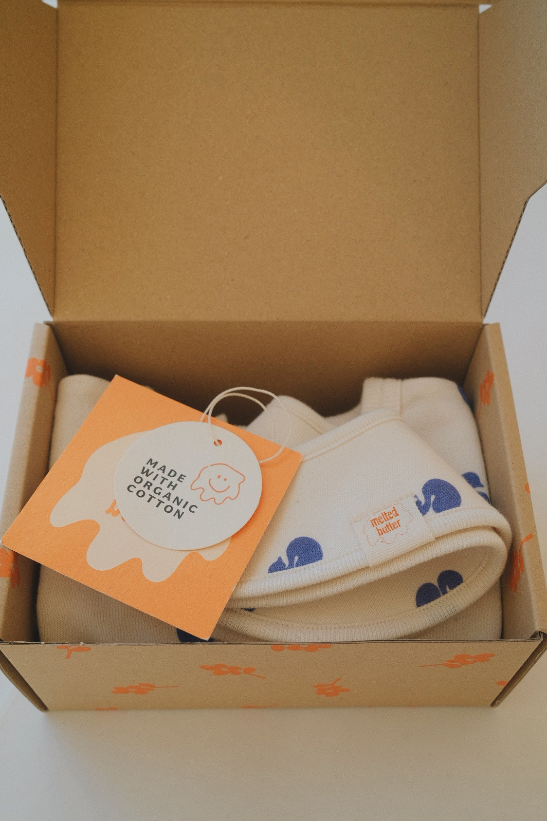 SWAN ROMPER＋BIB GIFT BOX SET