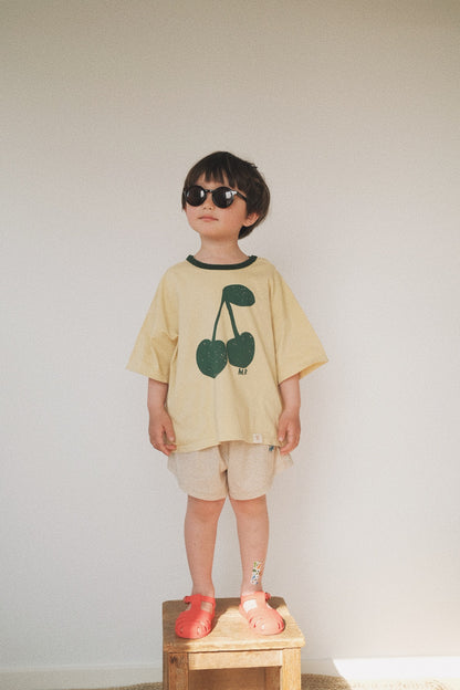 CHERRY BIG T-shirt