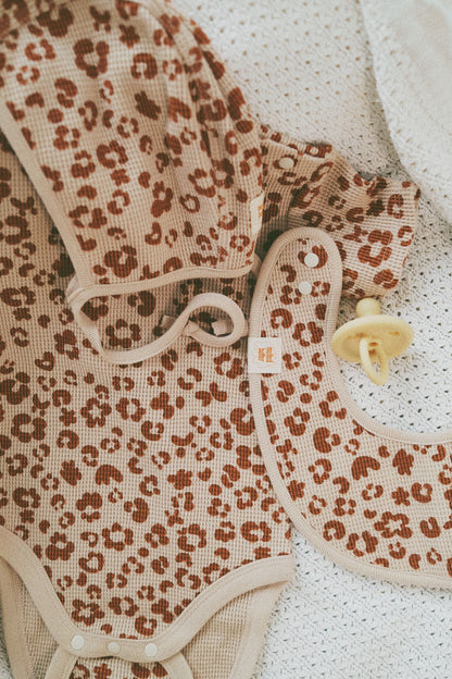 CHUNKY LEOPARD BIB