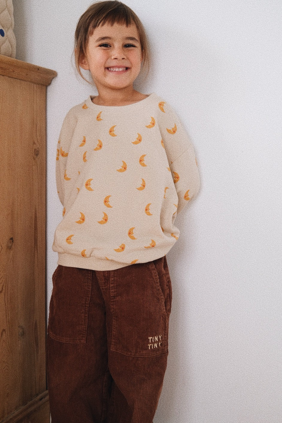MOON OVERSIZED SWEATSHIRT