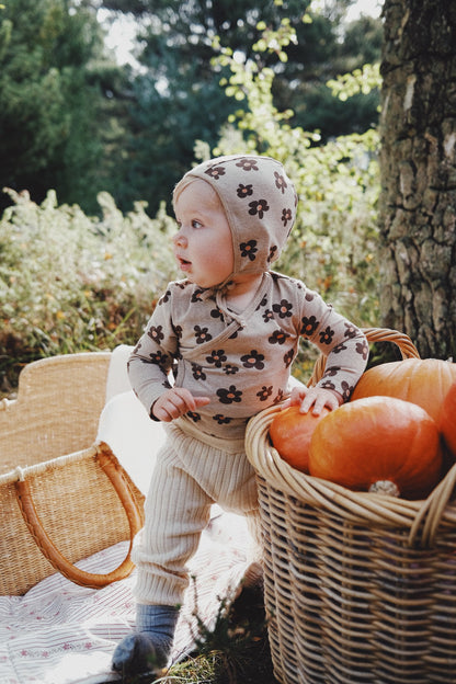 CHOCOLATE FLOWER BONNET
