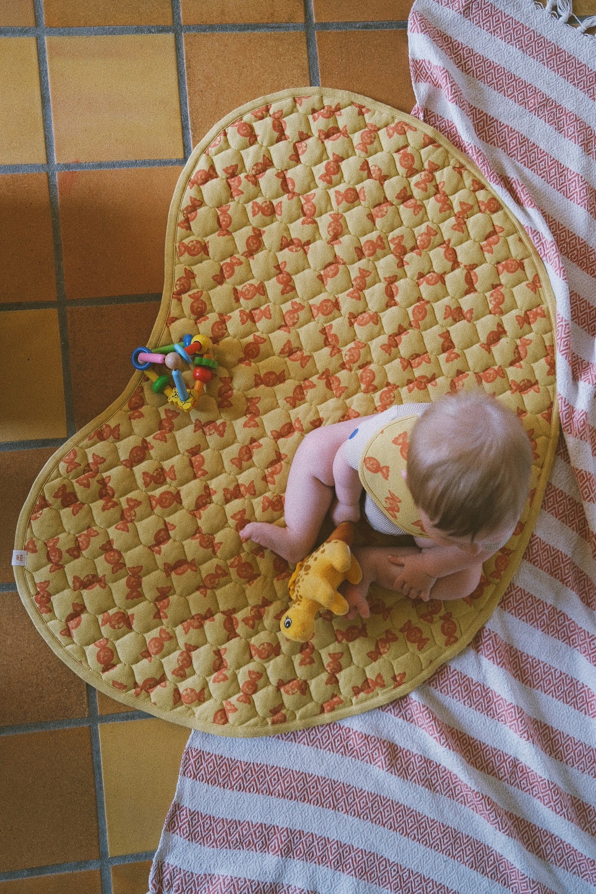 CANDY! CANDY! PLAY MAT