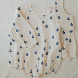 SWAN OVERSIZED BODYSUIT＋BIB GIFT BOX SET