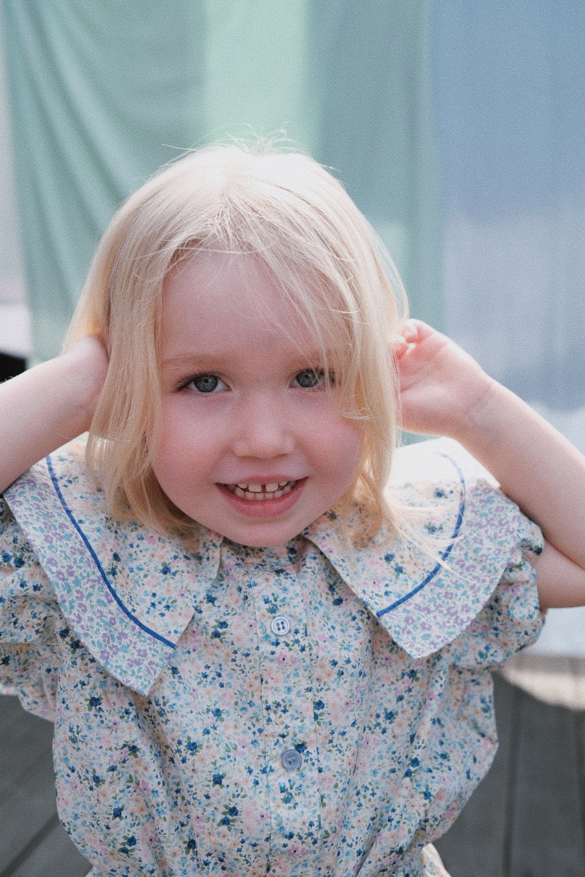 TINY FLOWERS BLOUSE