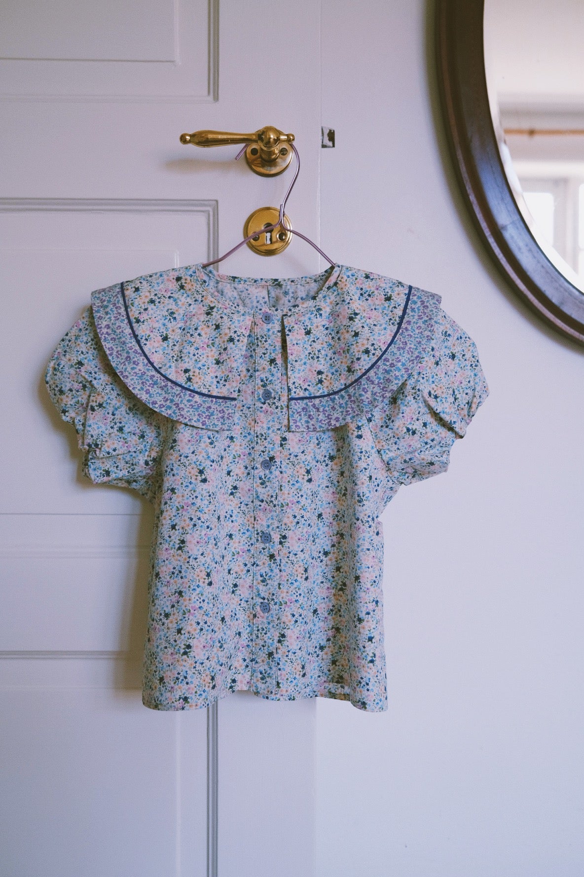 TINY FLOWERS BLOUSE