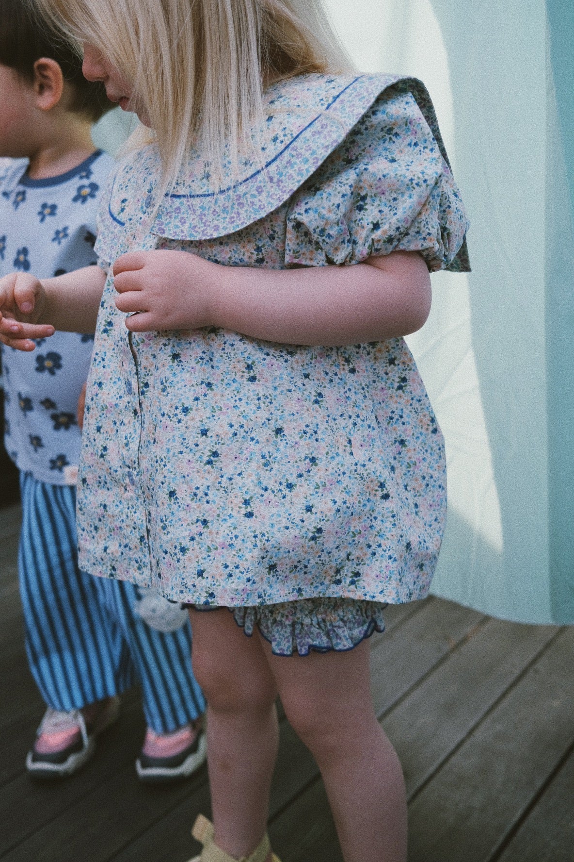 TINY FLOWERS BLOUSE